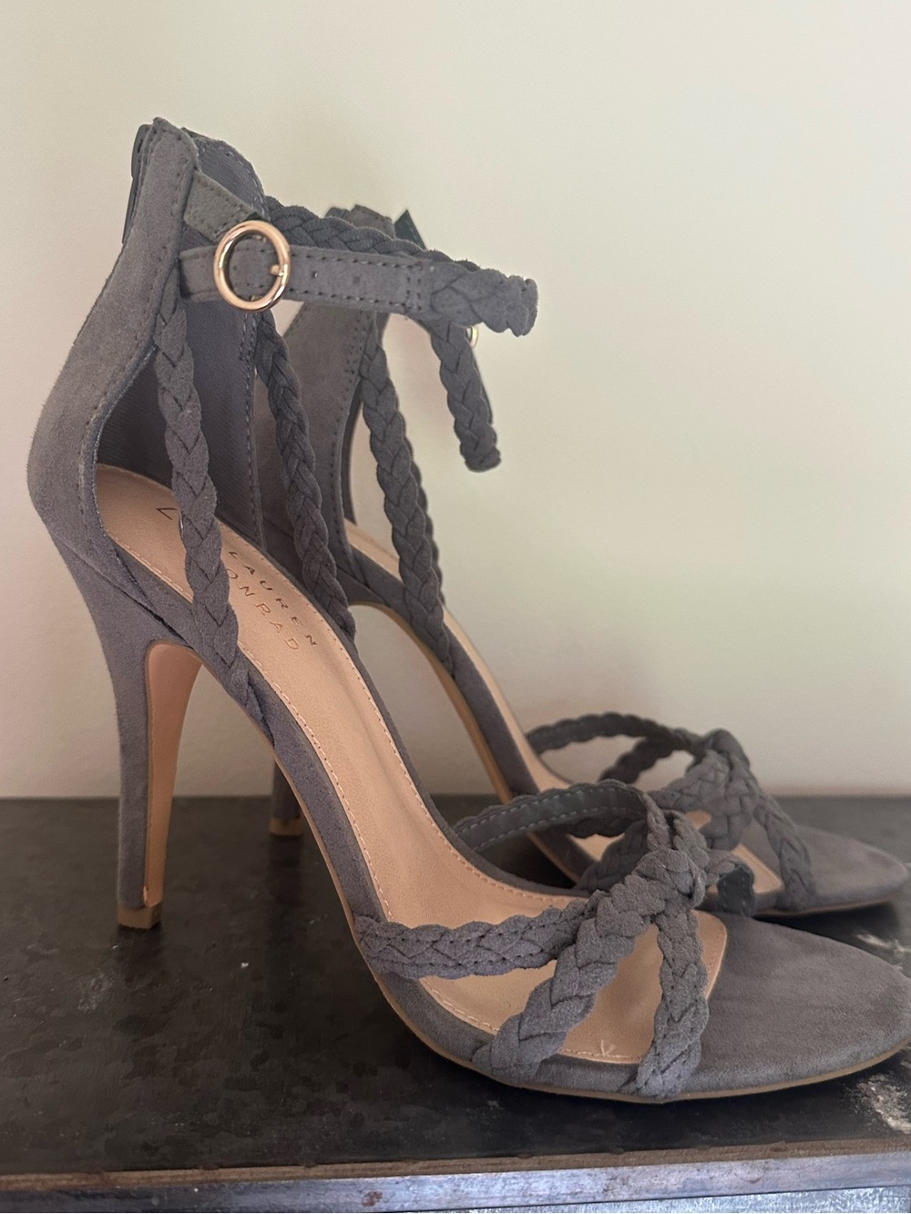 Grey faux suede high heels cage gladiator ankle strap sandals zipper back 8.5
